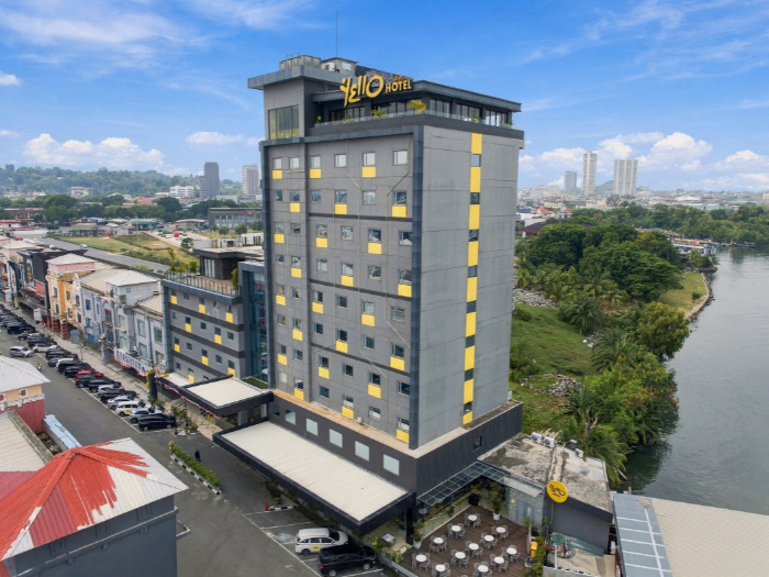 Yello Hotel Harbour Bay Batam