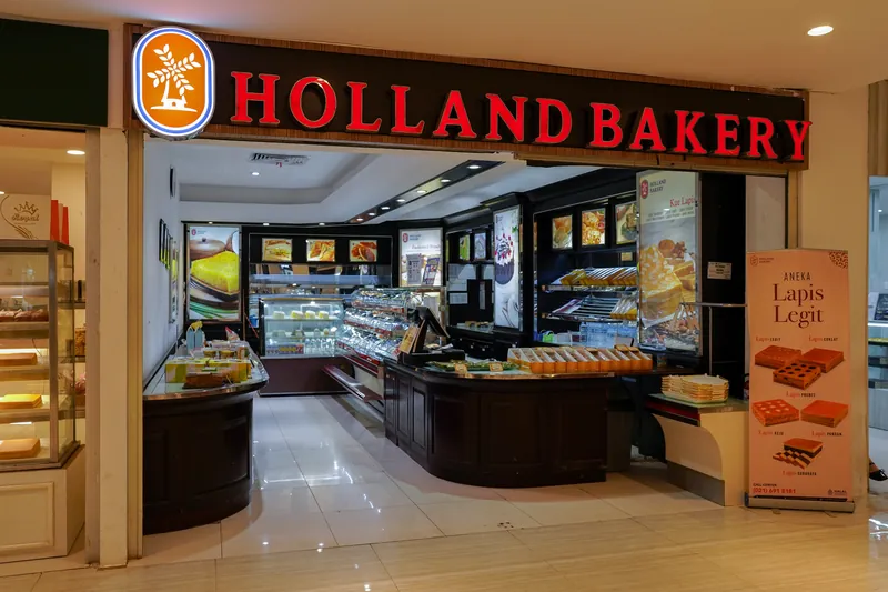 Holland Bakery