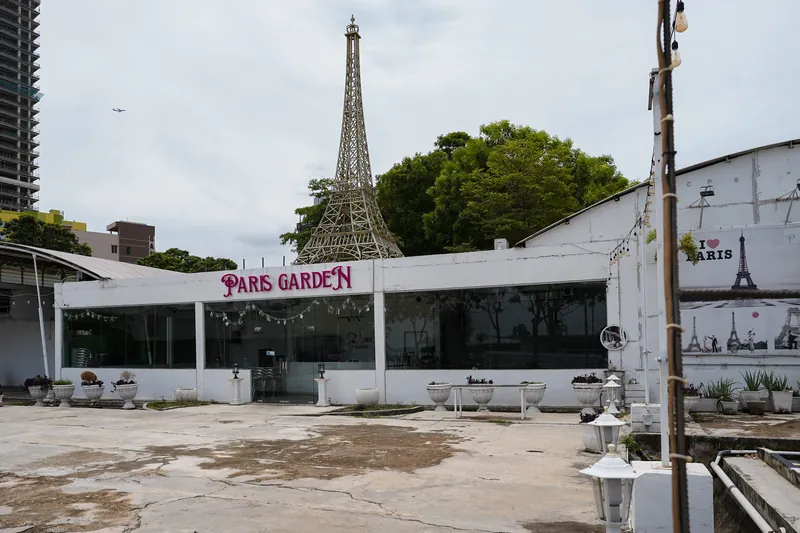 Paris Garden