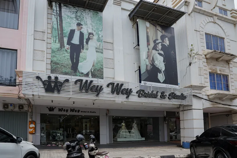 Wey Wey Bridal & Studio