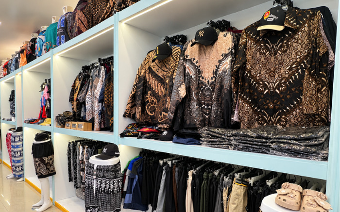 Buy Batik Shirt in Batam